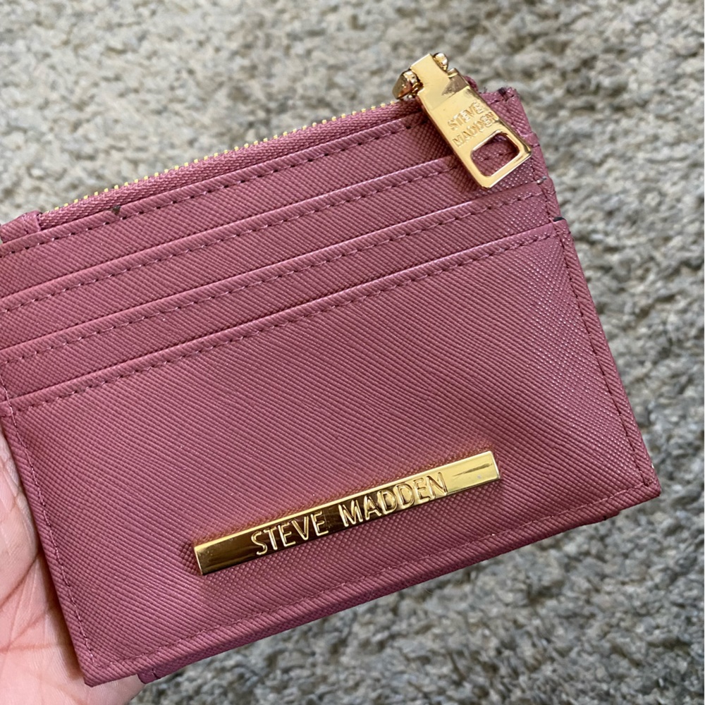 Small pink Steve Madden wallet, only used once